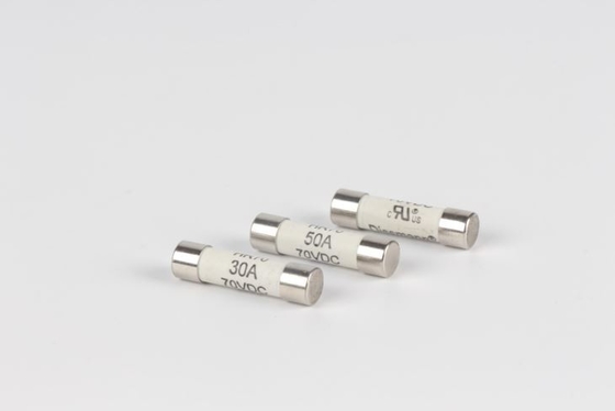 فیوزهای نیمه هادی ارتباطی HR70 5G 2.5KA 70VDC قطع می شود
